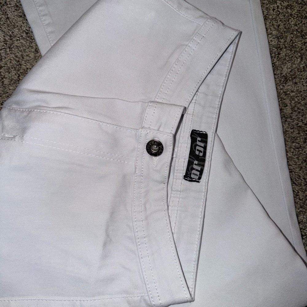 NWOT WOMENS JCJQ MEDIUM STRETCH White Women's Jeans FLARES BOUTIQUE - Picture 2 of 6